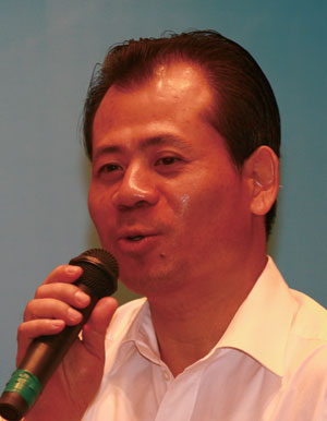 中国国际城市化发展战略研究委员会秘书长、新利18客服电话24小时人工服务热线查询执行总裁